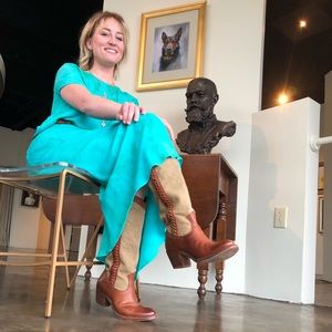 Meet your Posher, Emma